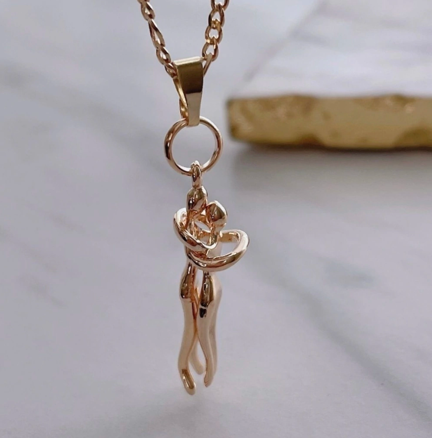2x1 Anillo + Collar Abrazo Infinito | Liquidación 50%OFF